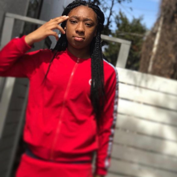 Meet your Posher, Nai - Picture 1 of 1